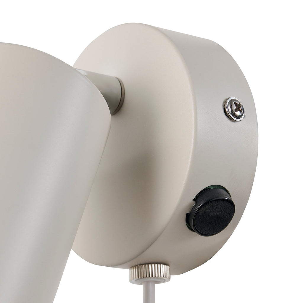 Explore Wall Lamp