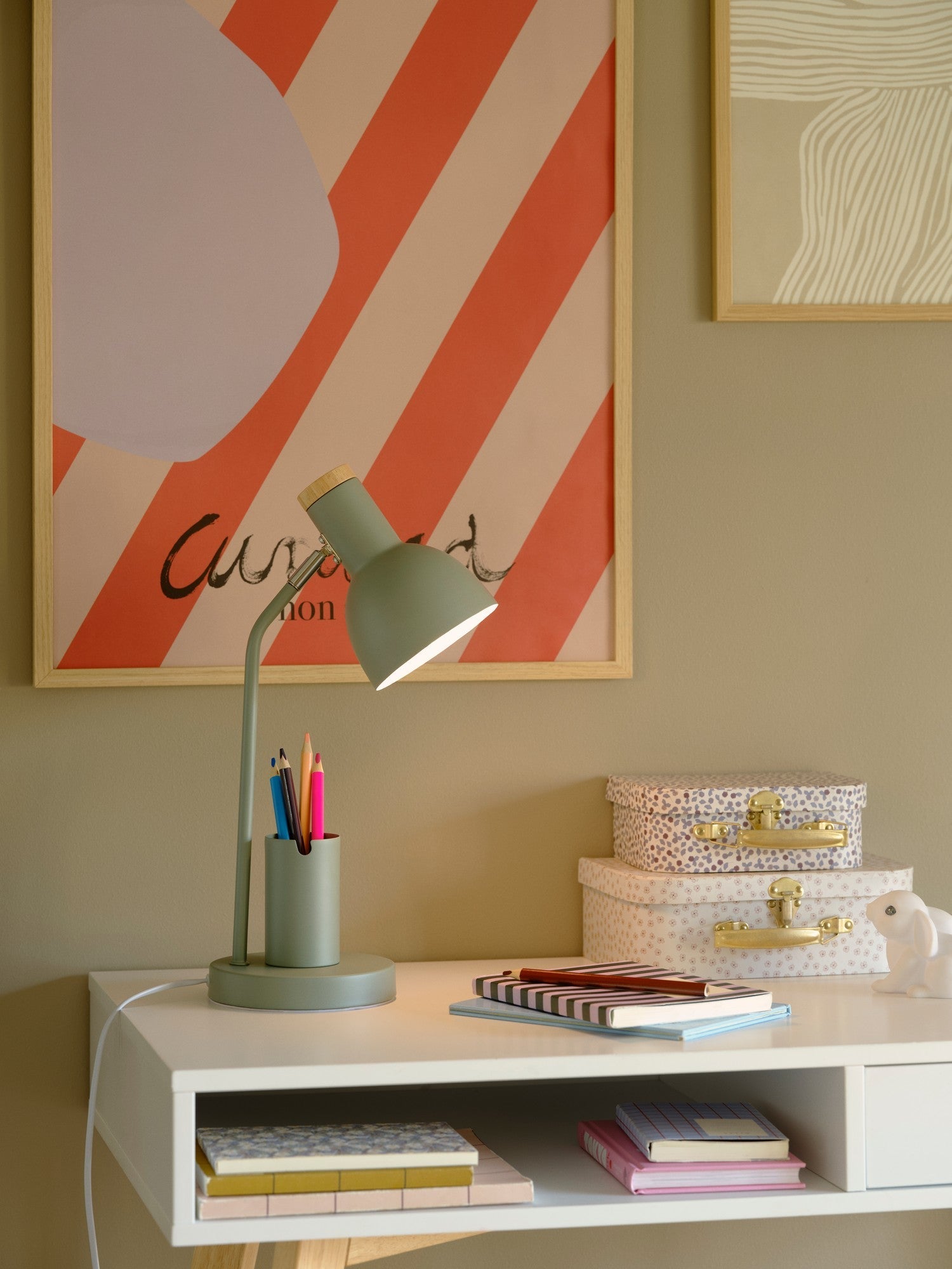 Devone Table Lamp