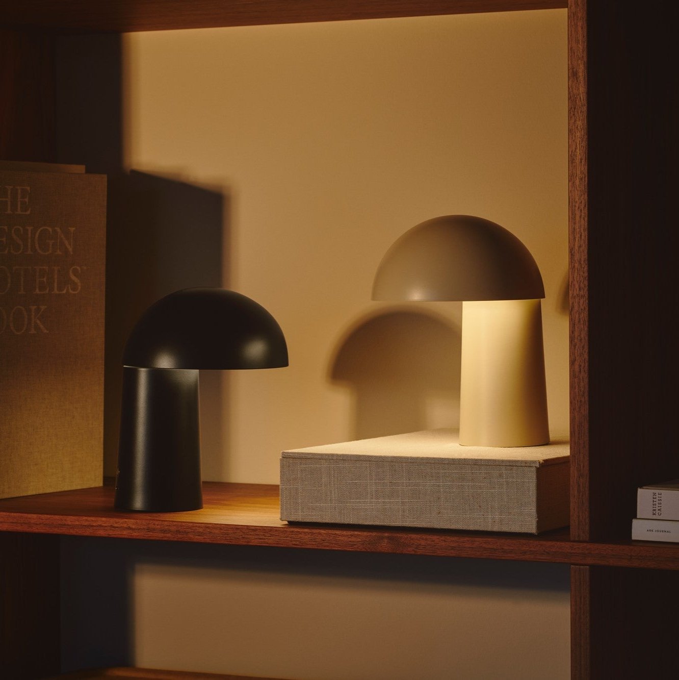 Faye Portable Table Lamp, Black