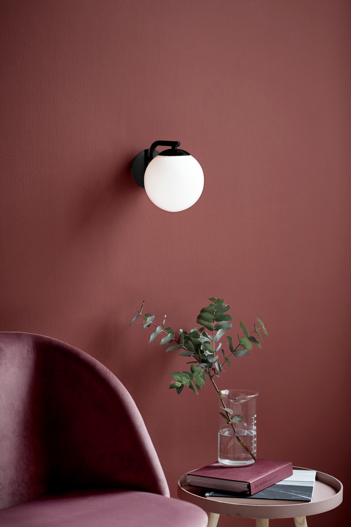 Grant Wall Light, Black