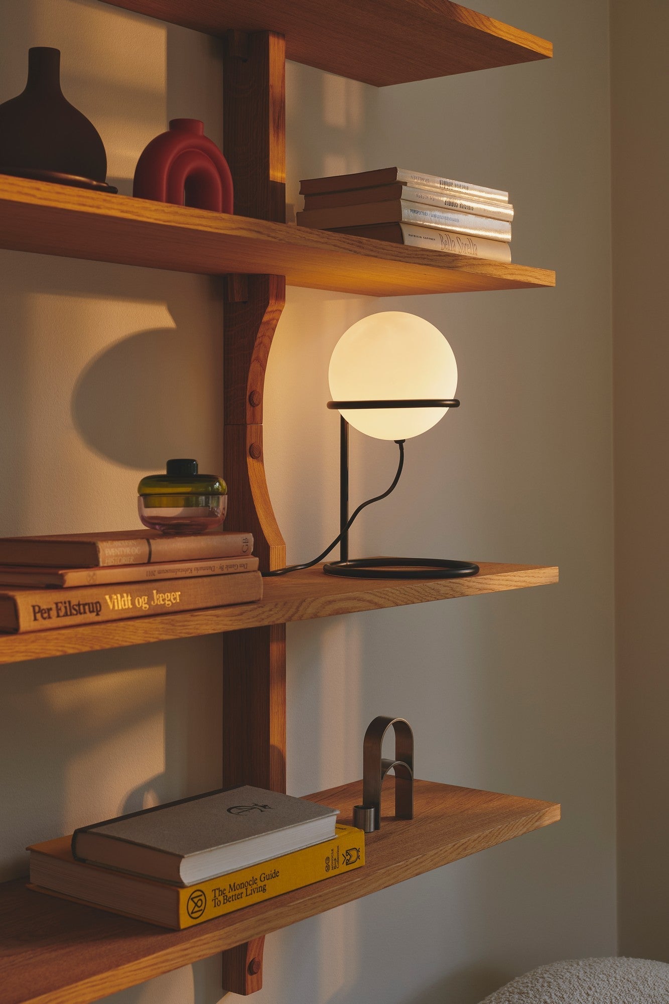 Wilson Table Lamp, Black