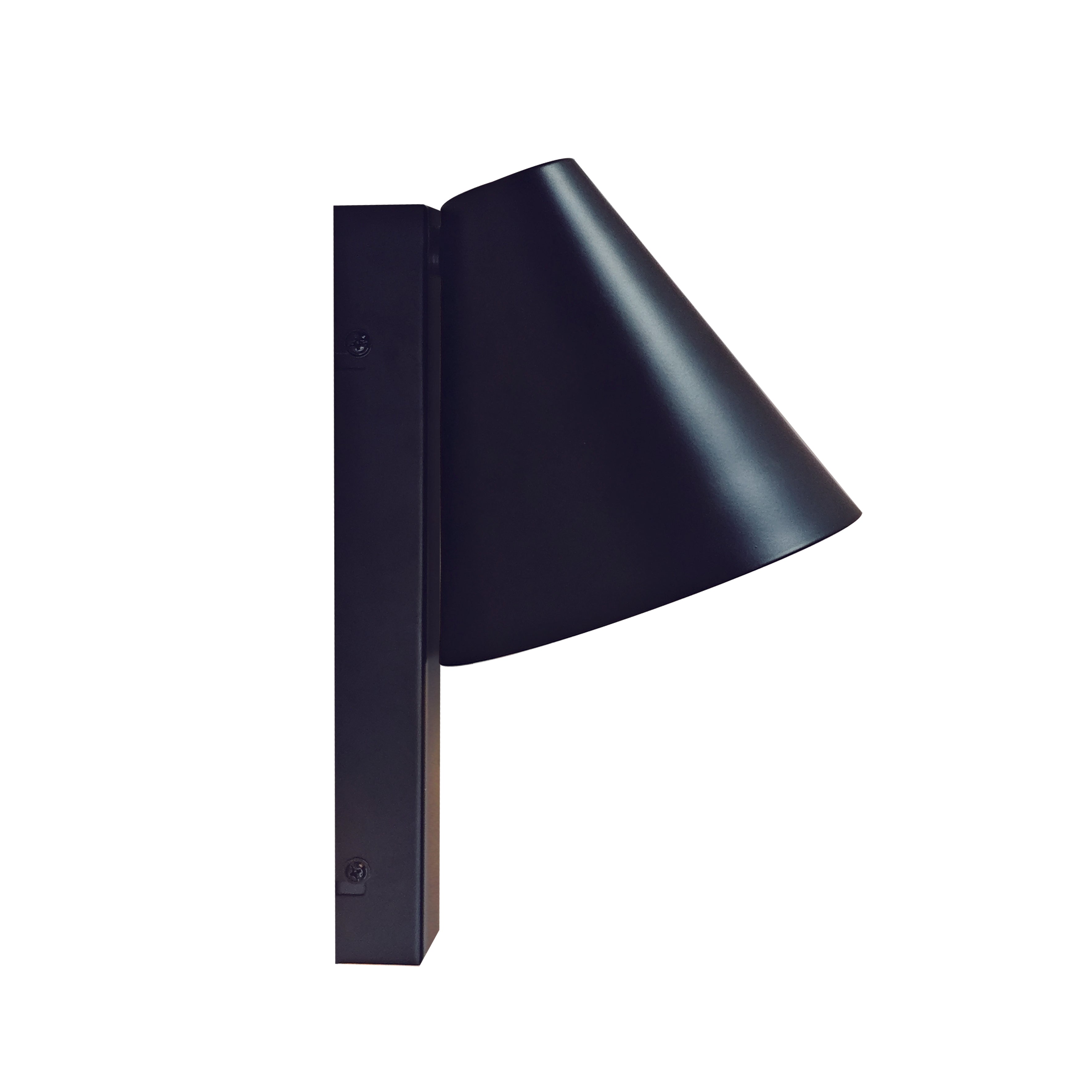 Wilmer Wall Light