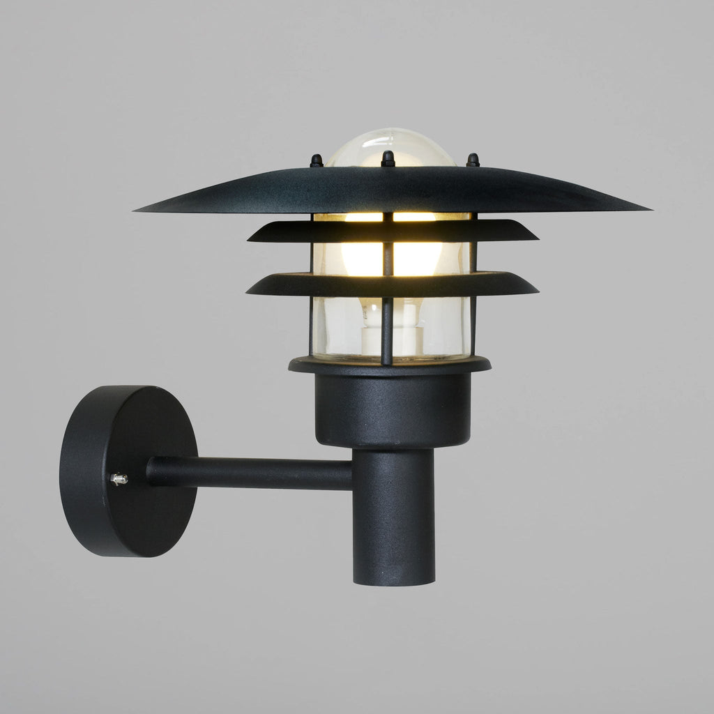 Lonstrup 32 Wall Light, Black