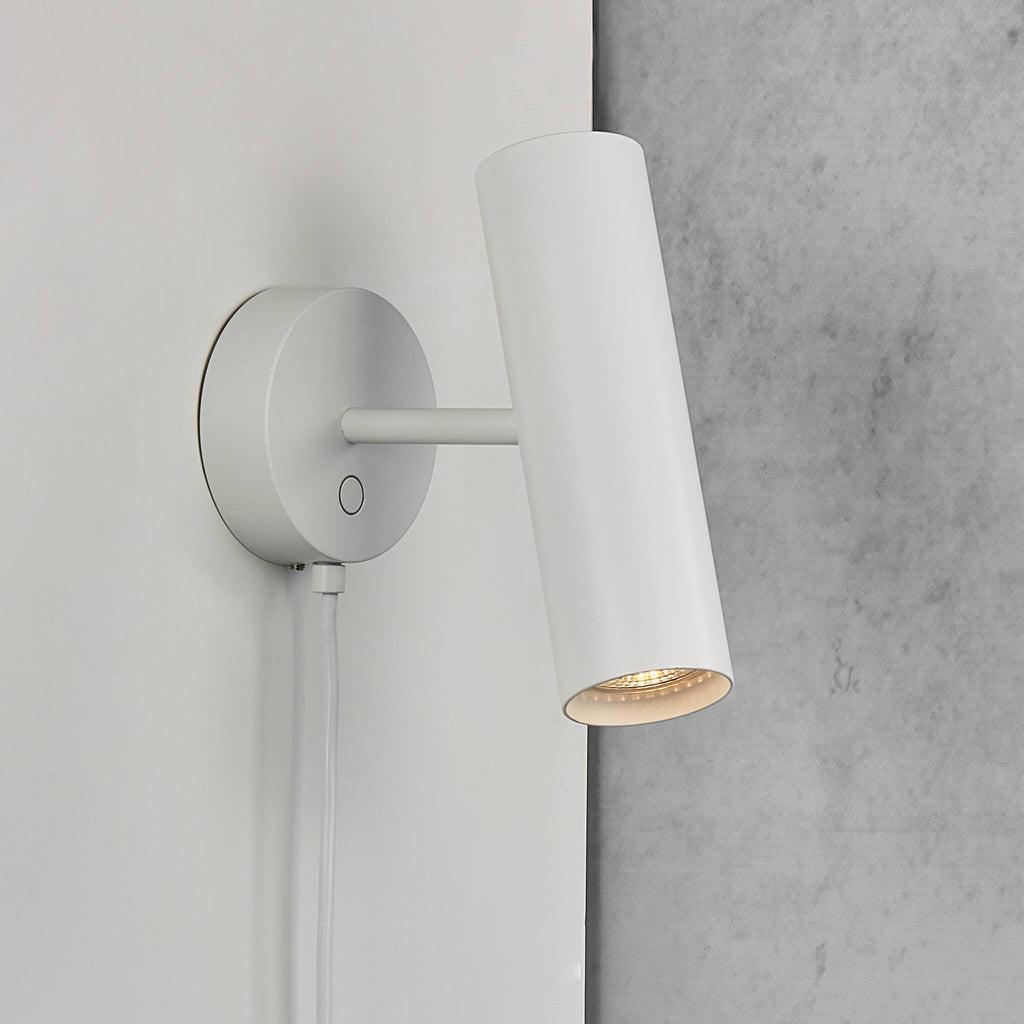 MIB Wall Light